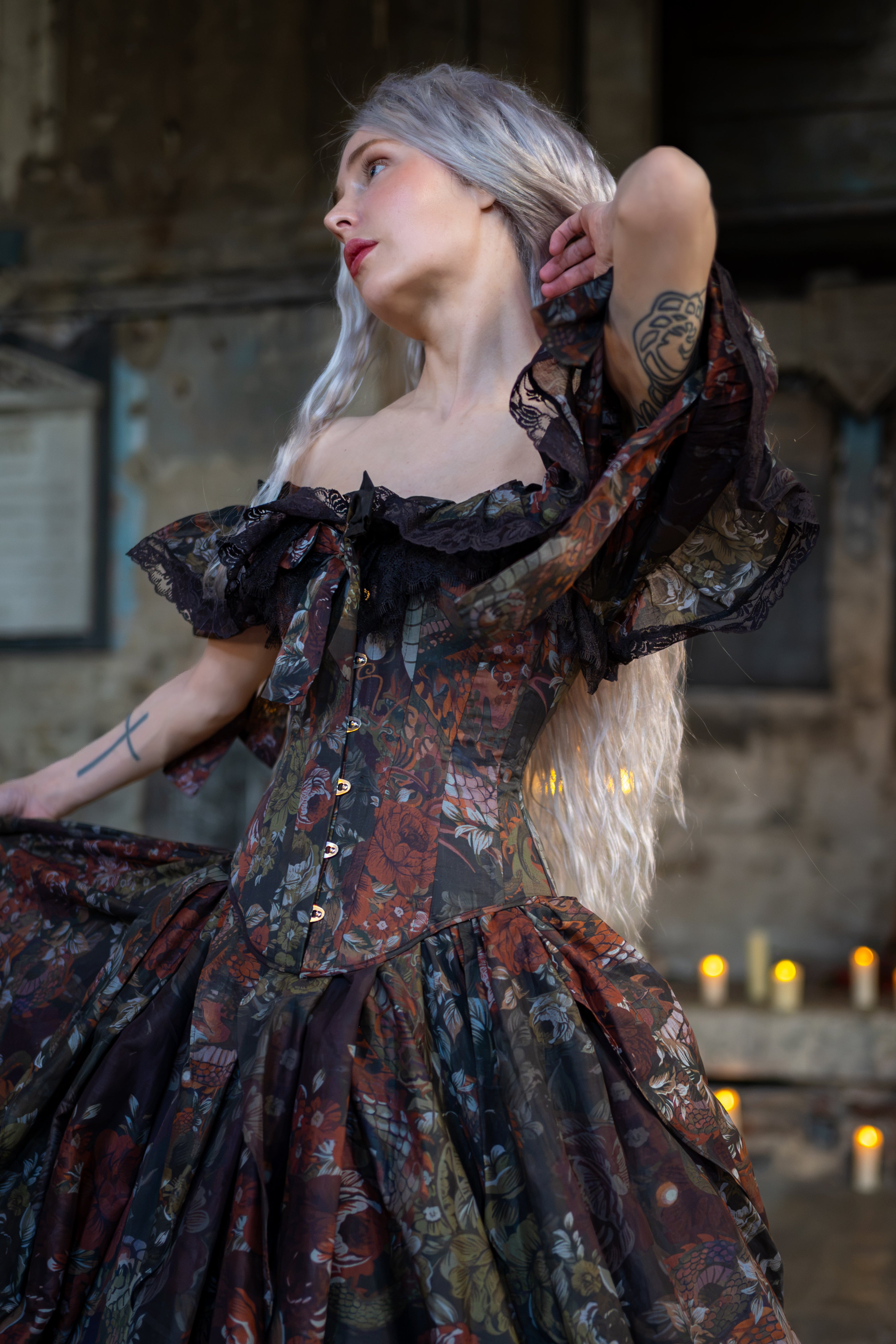 Under Elder Moon Relic Corset
